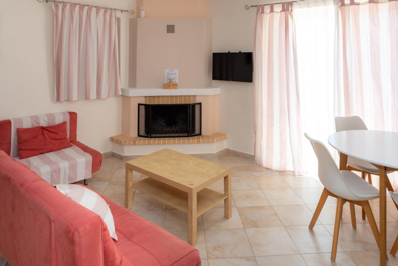Modi Resort Ксиропигадо Екстериор снимка